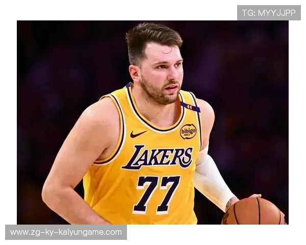 东契奇一攻一传，达拉斯独行侠彻底起势